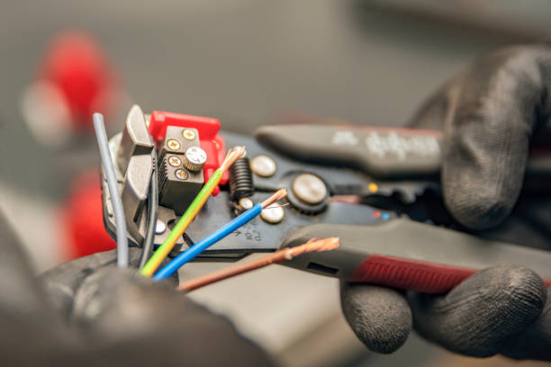Best Electrical Troubleshooting Services  in Montebello, NY